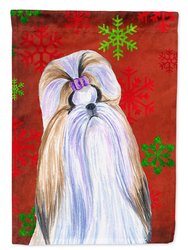 11 x 15 1/2 in. Polyester Shih Tzu Red and Green Snowflakes Holiday Christmas Garden Flag 2-Sided 2-Ply