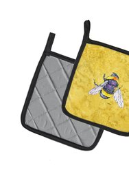 Bee on Yellow Pair of Pot Holders