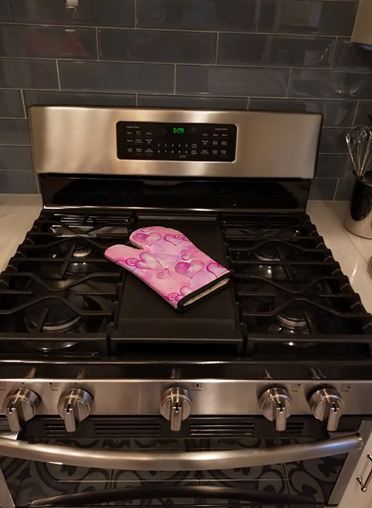 Watercolor Hot Pink Hearts Oven Mitt