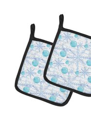 Winter Snowflakes on White Pair of Pot Holders