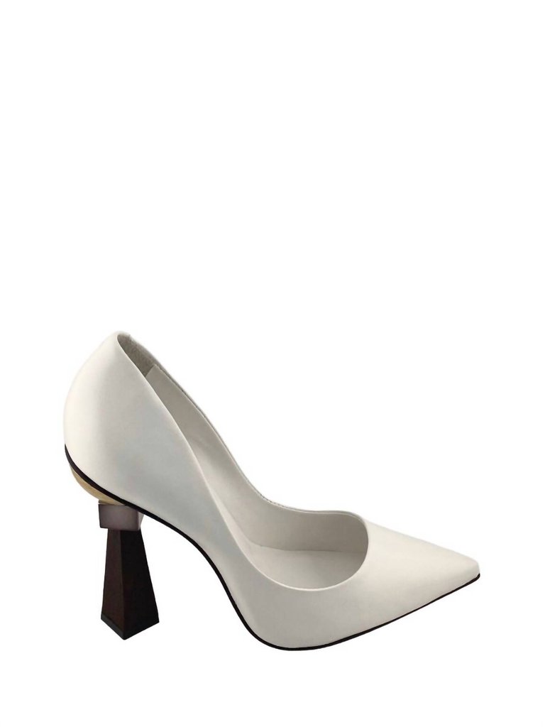 Anna Leather Pump Heels In White - White