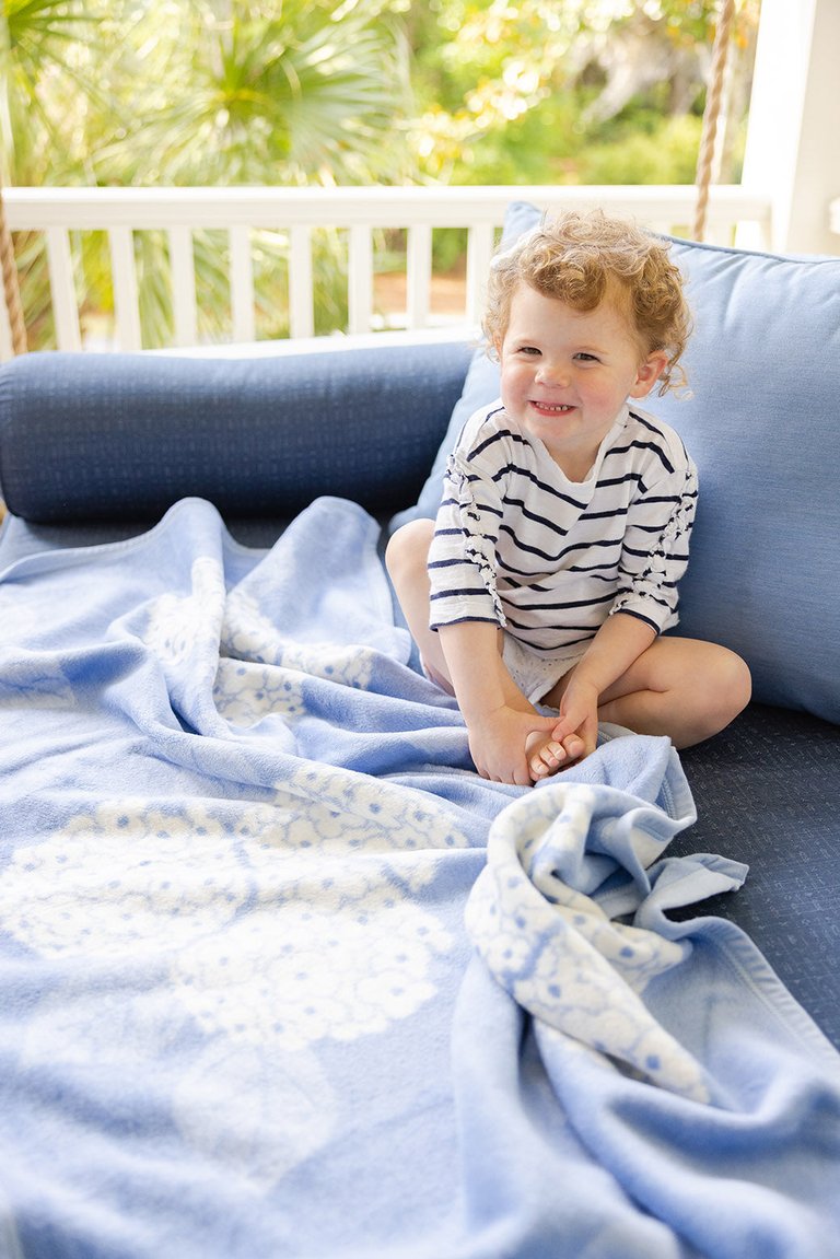 Hydrangeas Light Blue Blanket