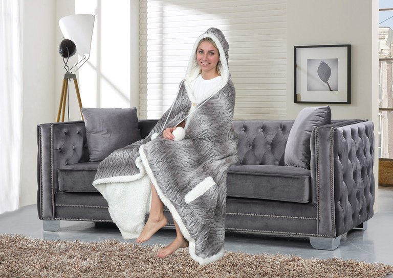 Aira Snuggle Hoodie Animal Print Robe Cozy Super Soft Ultra Plush Micromink Sherpa Lined Wearable Blanket
