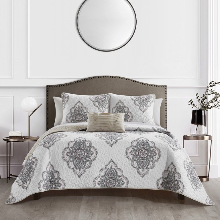 Bene 4 Piece Cotton Jacquard Quilt Set Medallion Embroidered Bedding - Beige