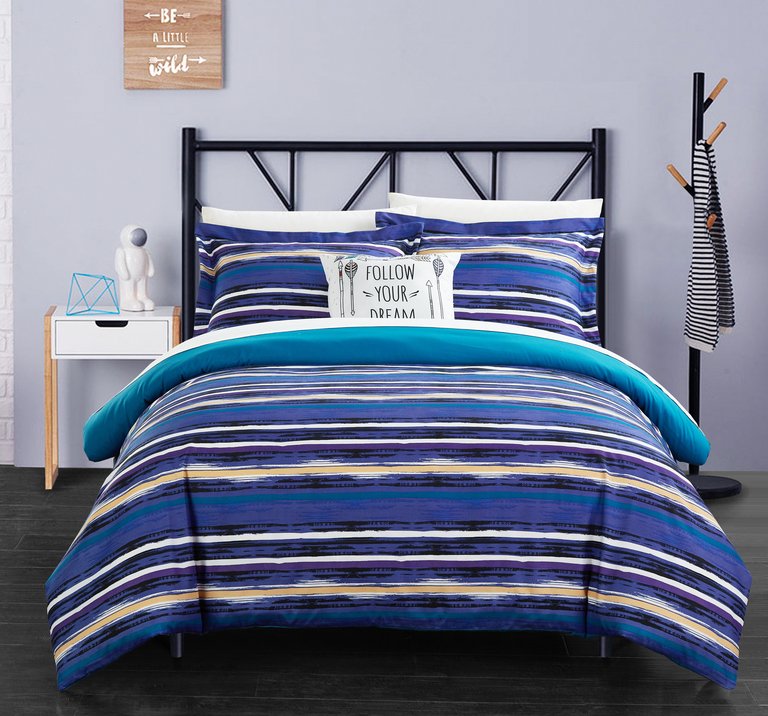 Chona 4 Piece Reversible Duvet Cover Set - Blue