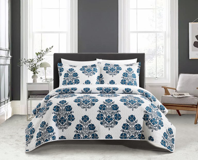 Morris 3 Piece Quilt Set Large Scale Floral Medallion Print Design Bedding - Blue