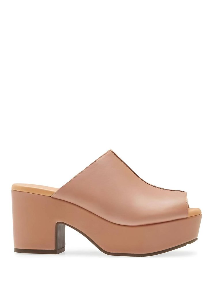 Gadis Sandal In Camel Leather - Camel Leather