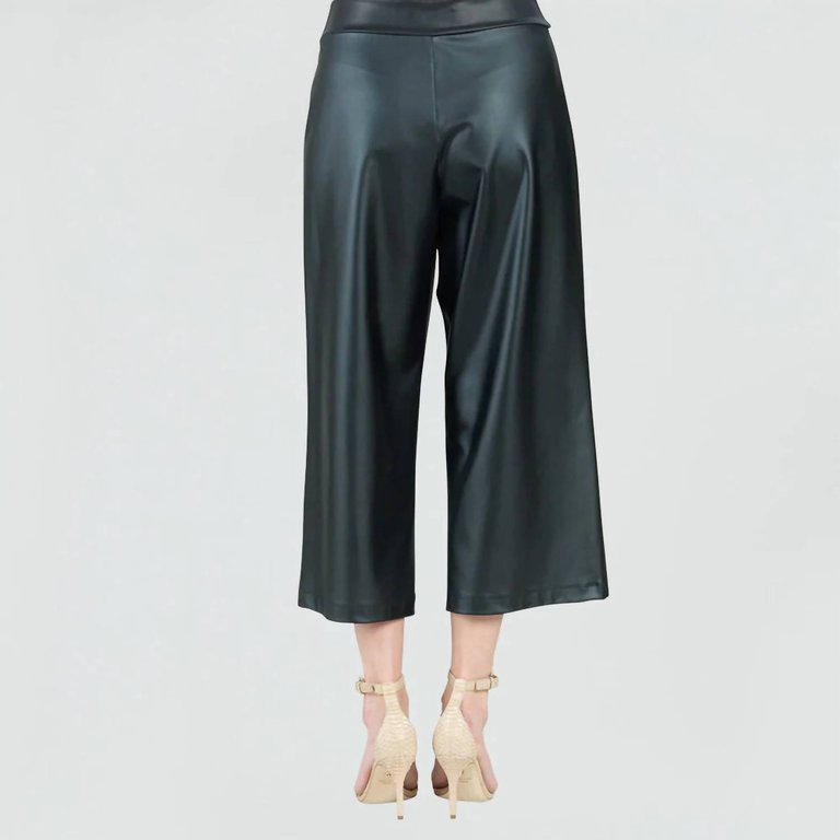 Falling On Love With You Gaucho Pant In Black