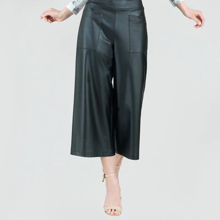 Falling On Love With You Gaucho Pant In Black - Black