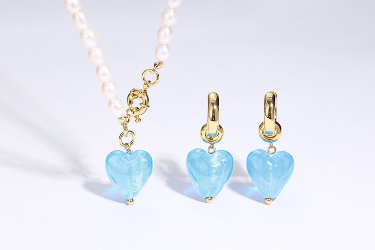 Esmée Aquamarine Glaze Heart Pendant Pearl Necklace