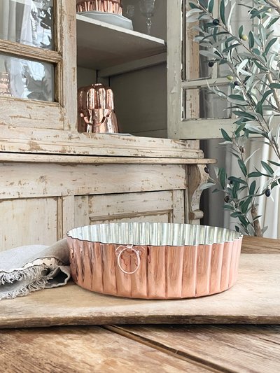 Coppermill Kitchen Vintage Inspired Cake Pan product