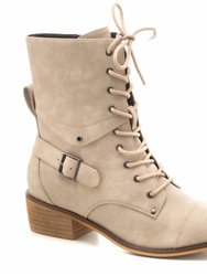 Women's Hocus Pocus Boots In Beige - Beige