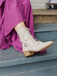 Women's Hocus Pocus Boots In Beige