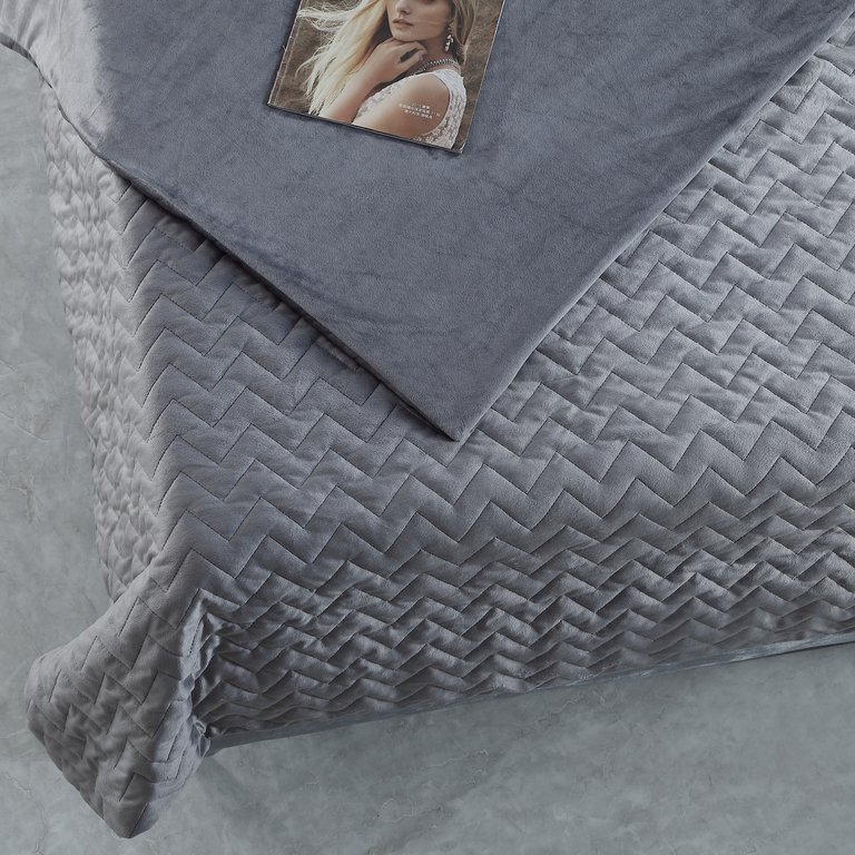 Eshe Weighted Blanket - Grey Polyester