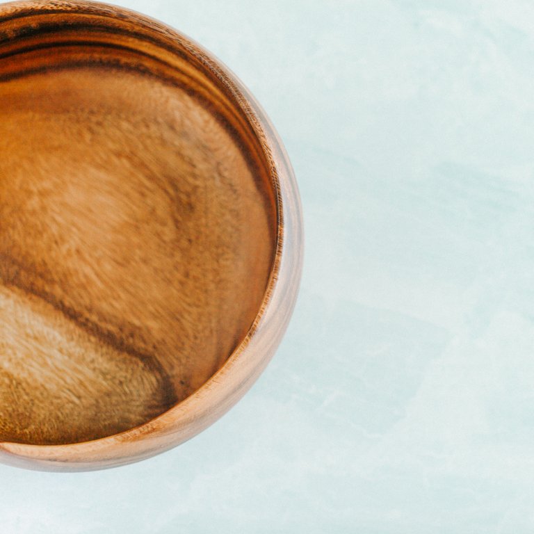 Acacia Wood 10" Calabash Bowl