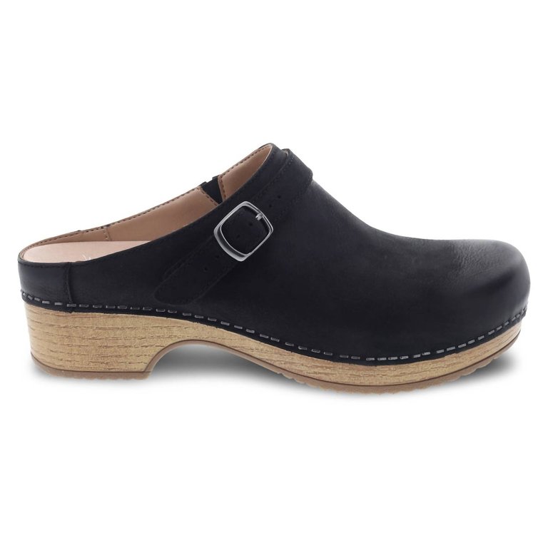 Women's Berry Mule In Black