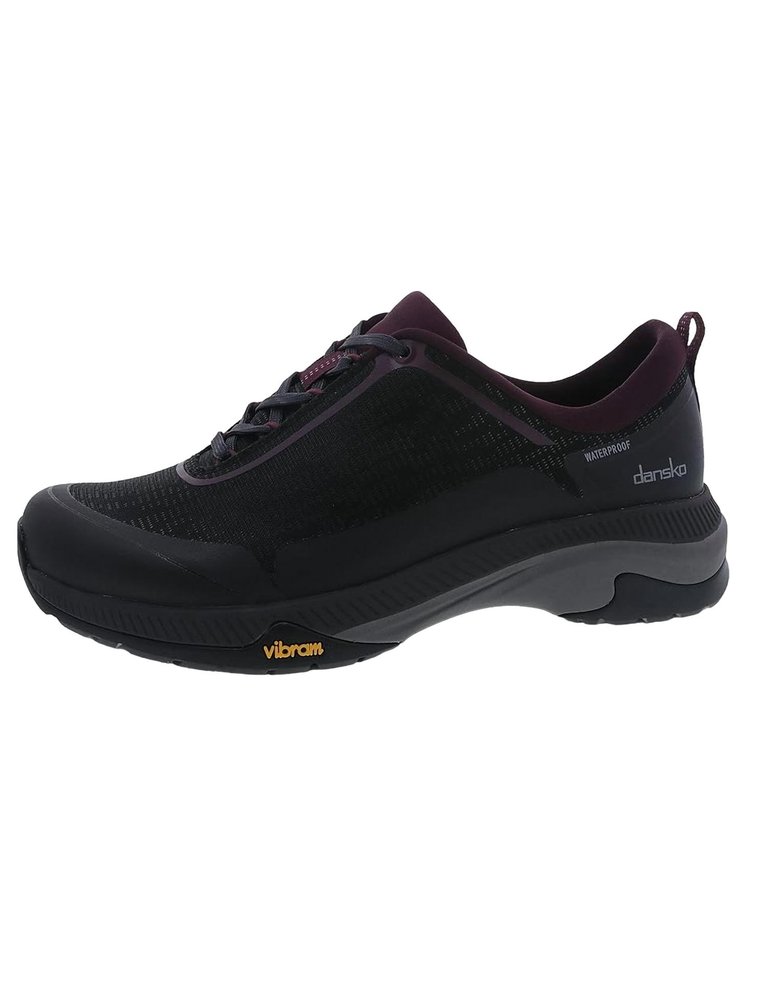 Women's Makayla Outdoor Sneaker In Black - Black