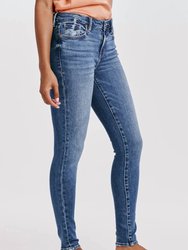 Gisele Manatiba Jeans