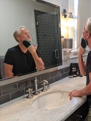 Exfoliating Men’s Beard And Face Scrub Scrubber
