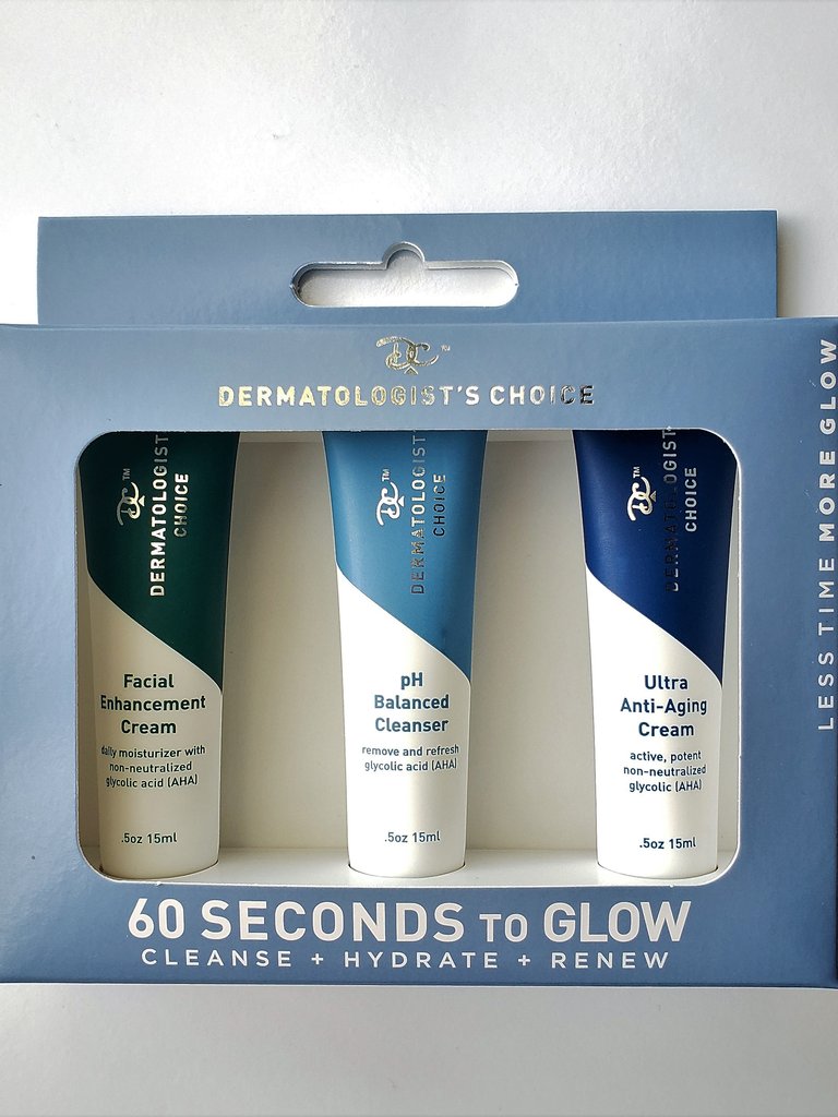 60 Seconds to Glow "The Essentials" Travel Kit