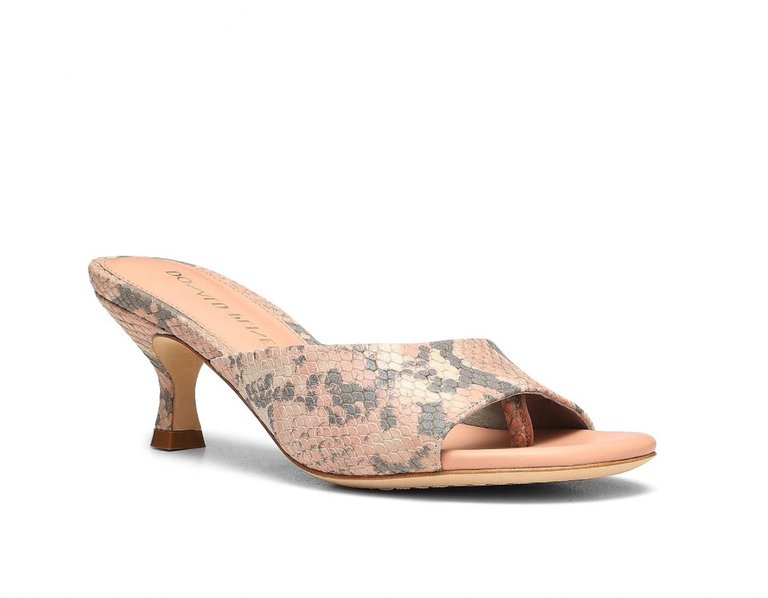 Women's Luis Sandal In Peach - Peach