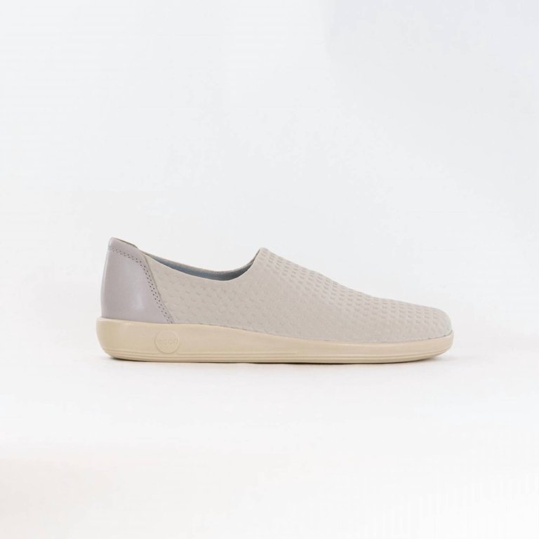 Women's Soft 2.0 Slip On Sneakers In Gravel - Gravel