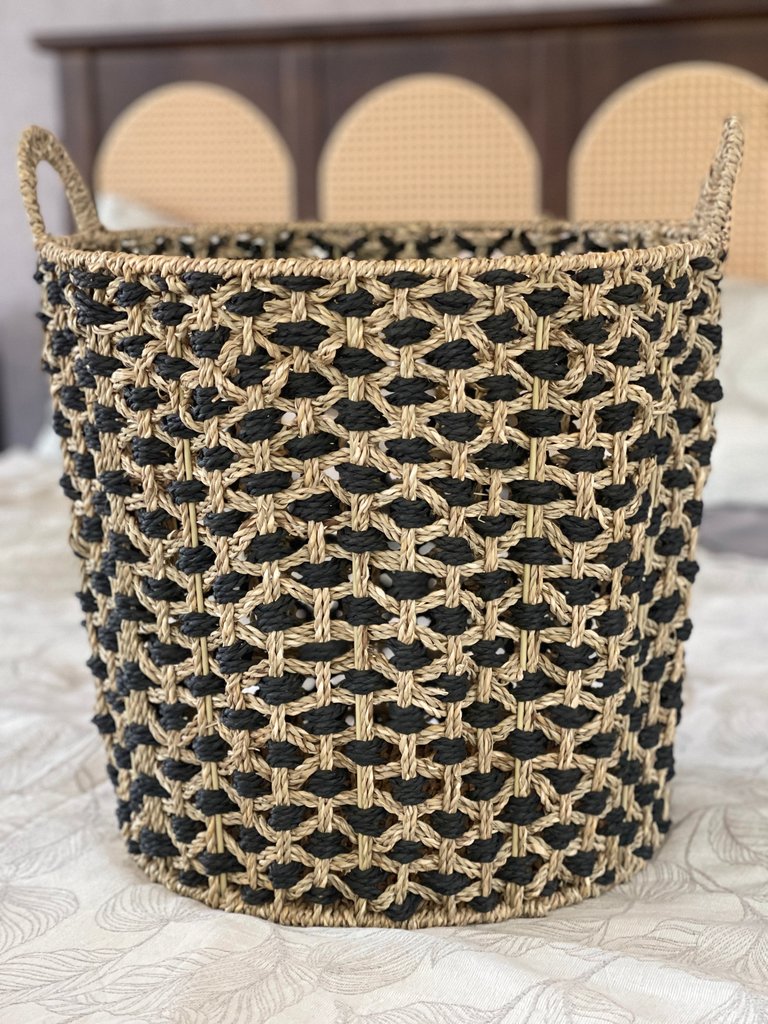 Decorative Seagrass Storage Basket With Handles