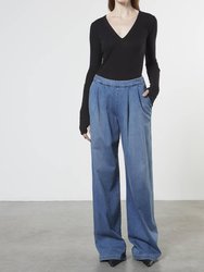 Soft Touch Pleated Wide Leg In Mid Wash - Mid Wash