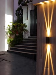 LED Waterproof Outdoor 3 Beams Wall Light
