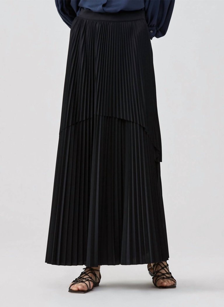 Women's Jersey Pleated Skirt In Black - Black