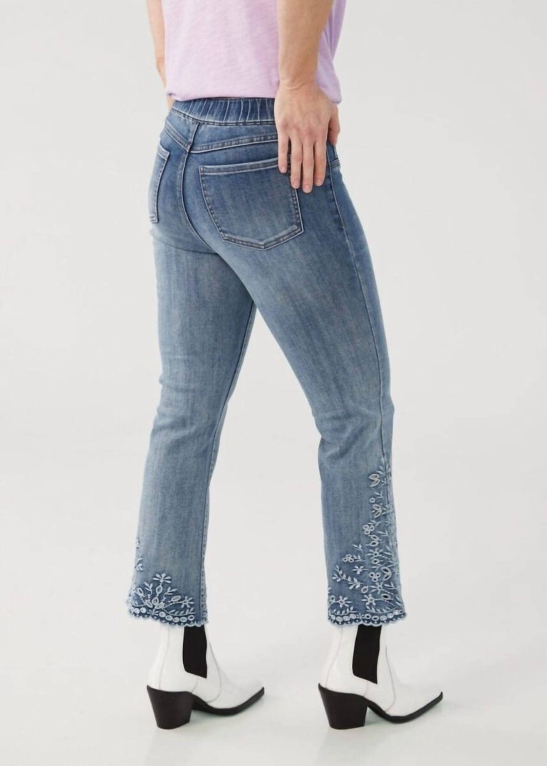 Pull-On Boot Crop Jeans