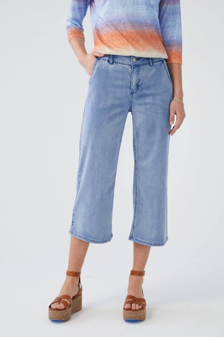 Wide Leg Pull-On Crop Pant - Light Wash