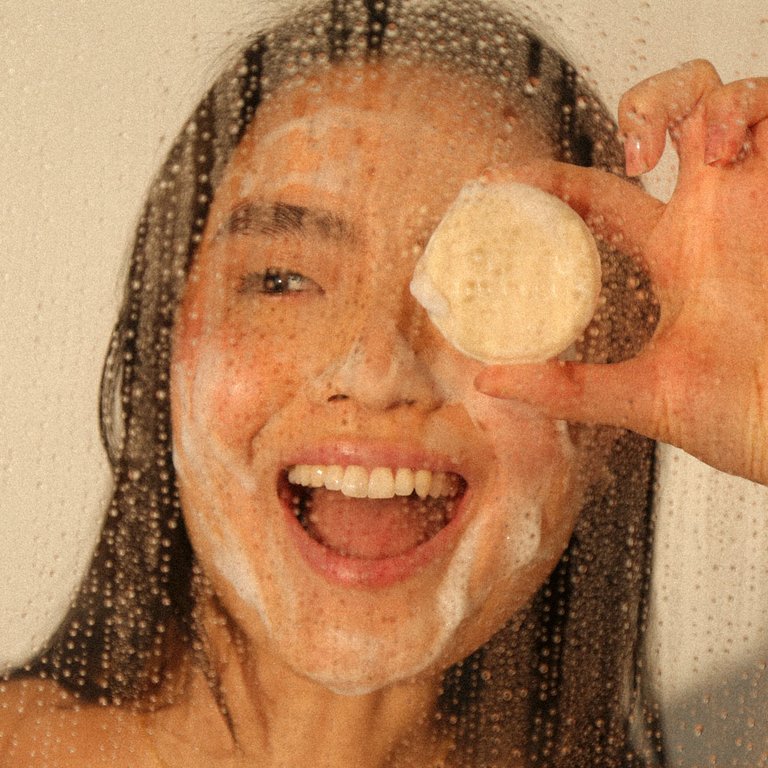 Mango Oat Yogurt pH-Balanced Solid Facial Cleanser | Brightening & Softening