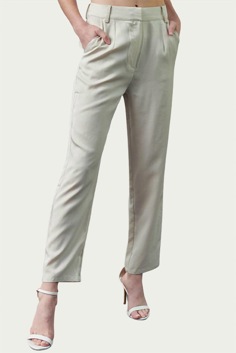 Pleated High-Rise Linen-Blend Pant In Oatmeal - Oatmeal