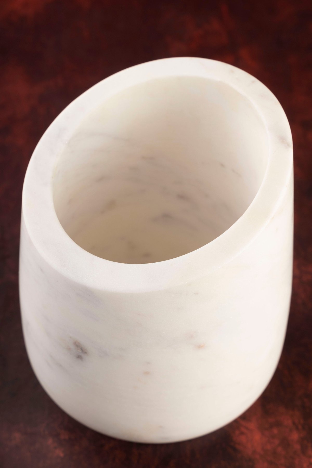 https://images.verishop.com/gauri-kohli-brno-marble-wine-cooler/M08905479002116-1840940484?auto=format&cs=strip&fit=max&w=1200