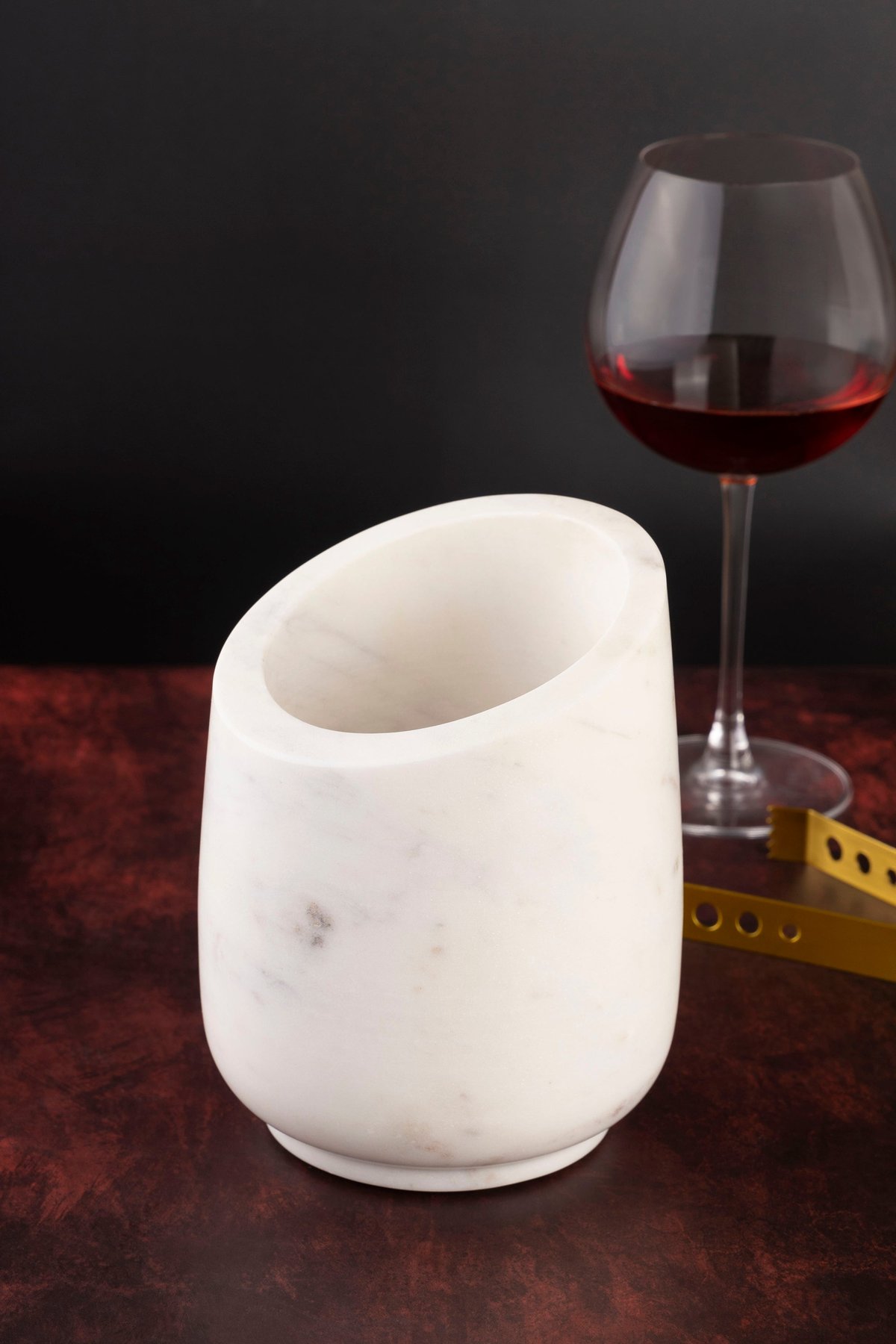 https://images.verishop.com/gauri-kohli-brno-marble-wine-cooler/M08905479002116-3902357170?auto=format&cs=strip&fit=max&w=1200