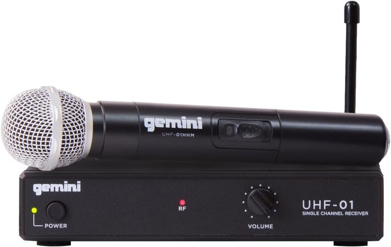 UHF-01M Wireless Handheld Microphone System F3