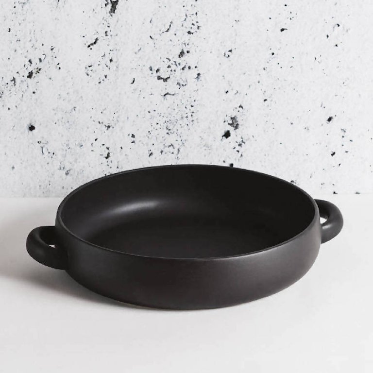 Stoneware Serving Plate With Handles 13.4" - Matte Black