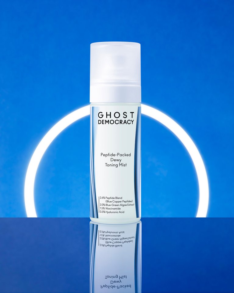 Peptide-Packed: Dewy Toning Mist