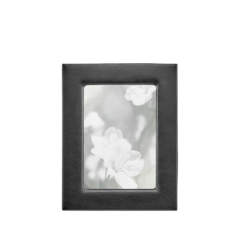 5" X 7" Leather Studio Frame - Black