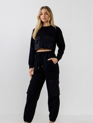 Pockets Detail Cropped Sweatshirt