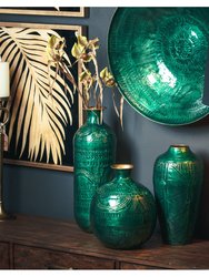 Hill Interiors Aztec Collection Embossed Vase (Green/Brass) (One Size)