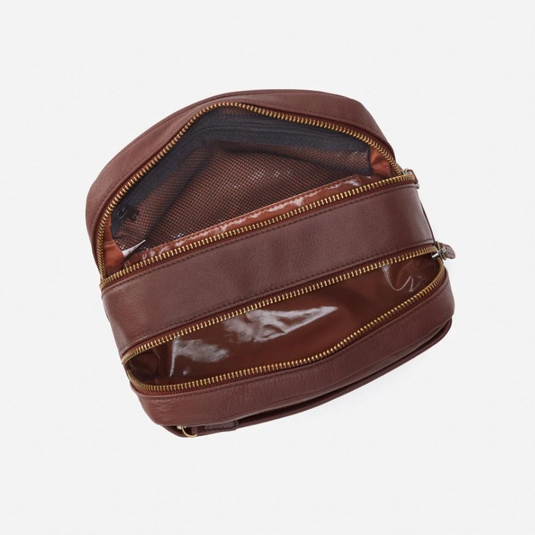 Mens Travel Kit In Brown