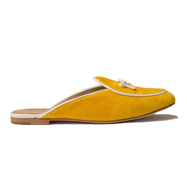 Women's Bow Mule In Saffron