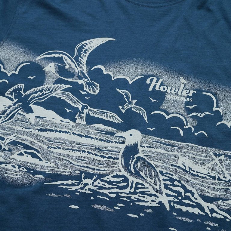 Seagull Landing T-Shirt In Blue