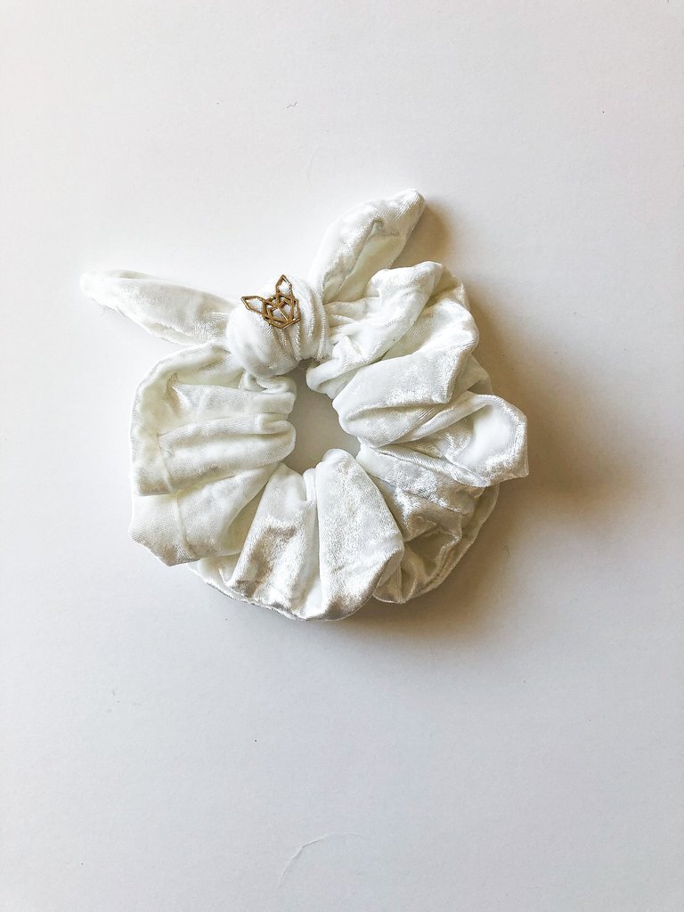 Womens' Original Velvet Scrunchie - Coconut White