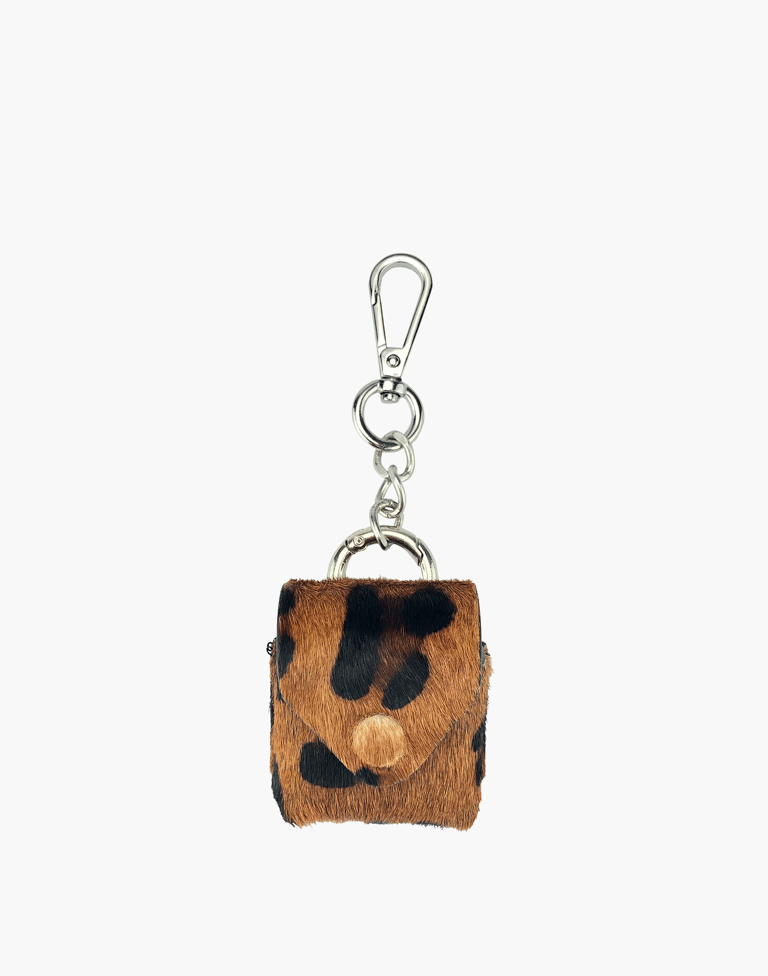 Leather AirPod Case Cover + Keychain, Black Lizard