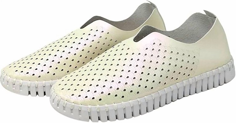 Women's Tulip Flat Slip On In Whitecap