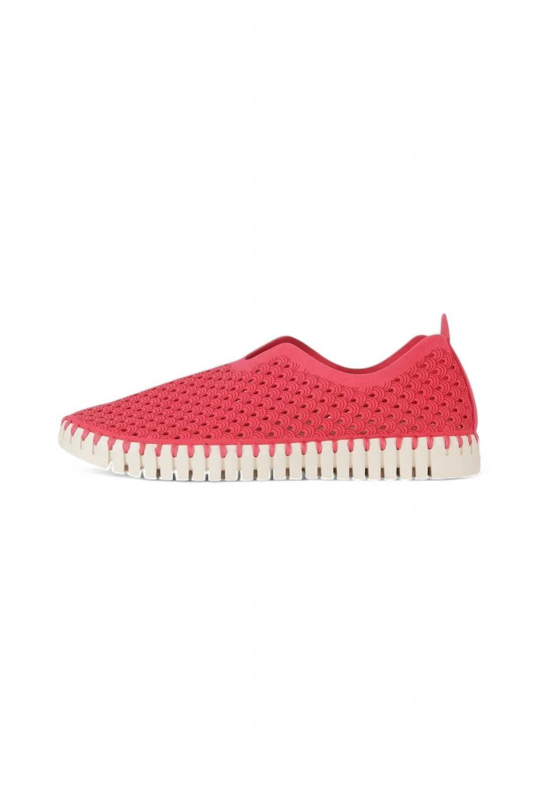 Women's Tulip Slip-On Shoes In Viva Magenta