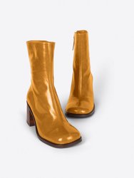 Mall tall heeled boot